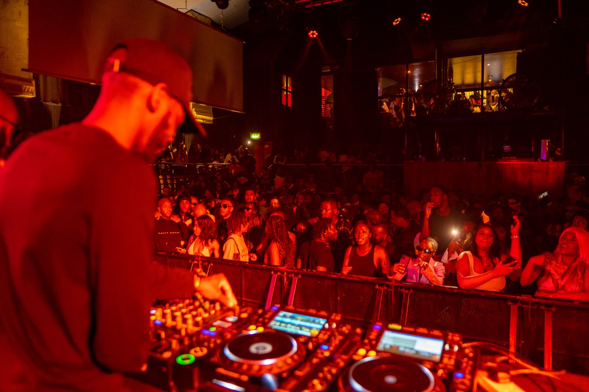 Event shot